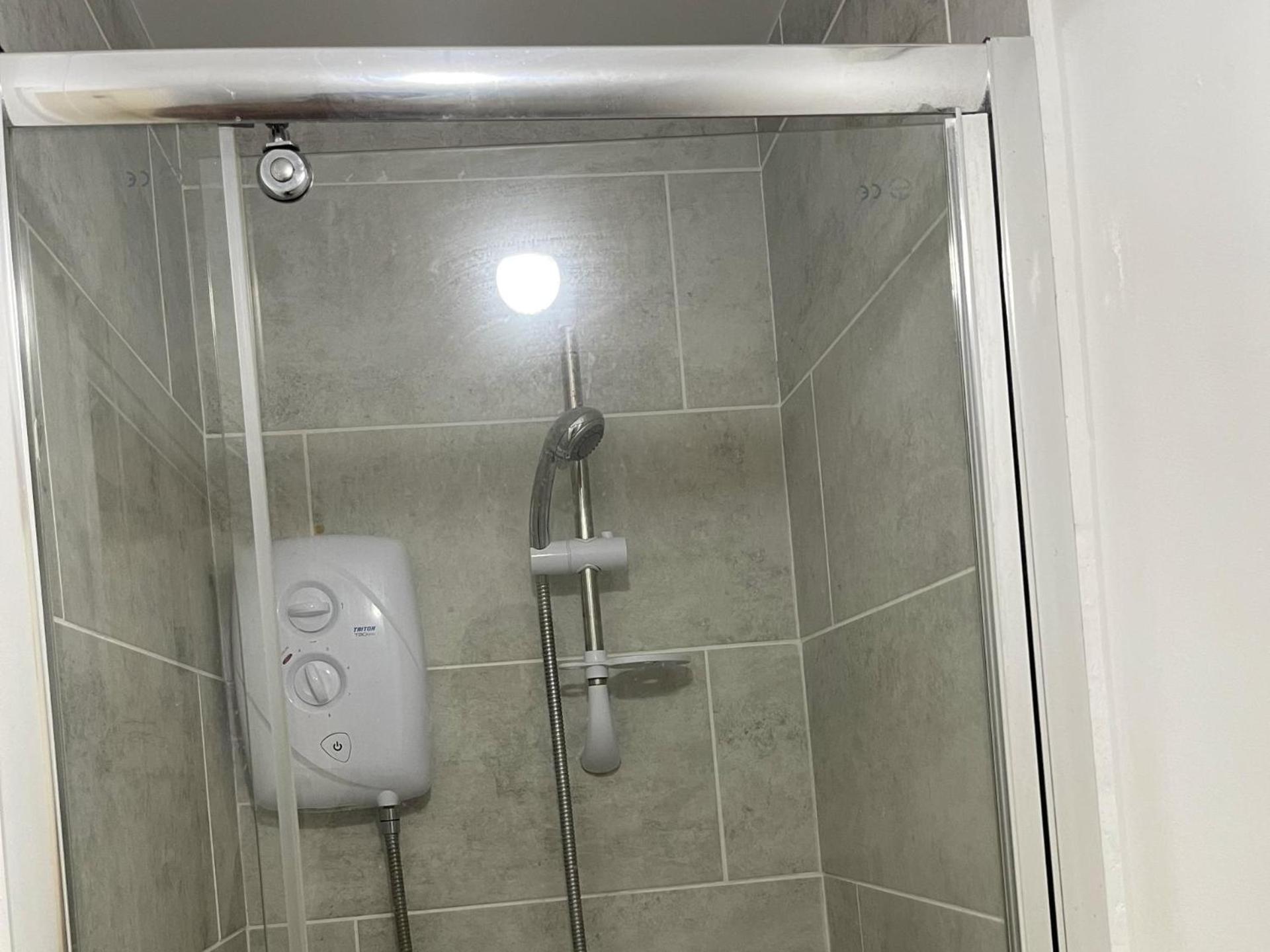 Stylish 1-Bed Apt - Sleeps 4 - Parking - Wifi Manchester Bagian luar foto